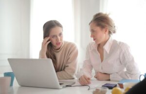 Outsourcing Web Design – The Cost of Developing a Website in 5 Easy Steps 5 pexels andrea piacquadio 3831888 300x193 1